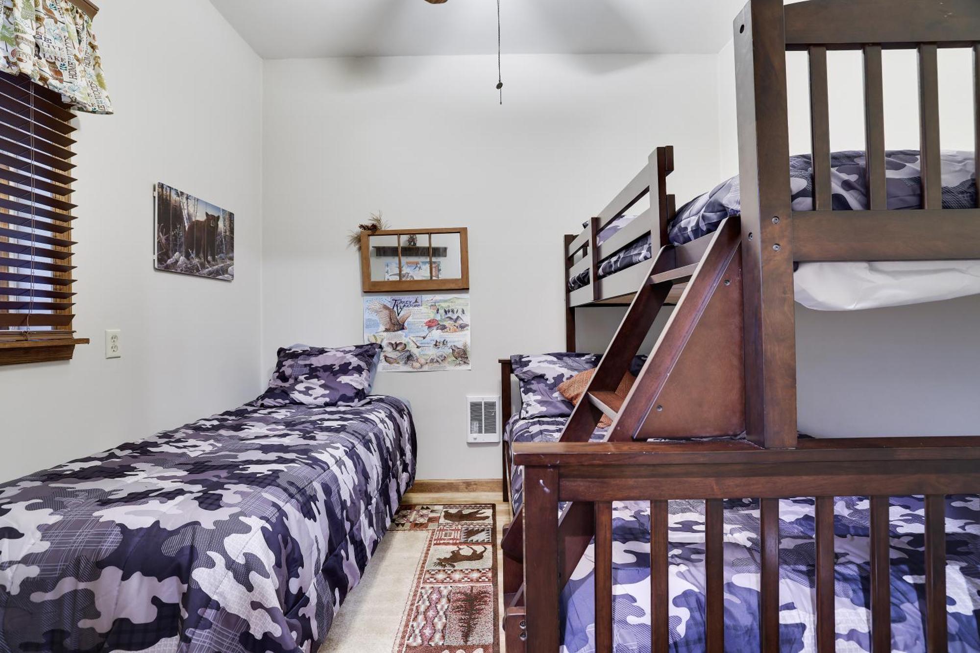 Serenity And Fun All In One In This Cozy Pocono Cabin جيم ثورب المظهر الخارجي الصورة