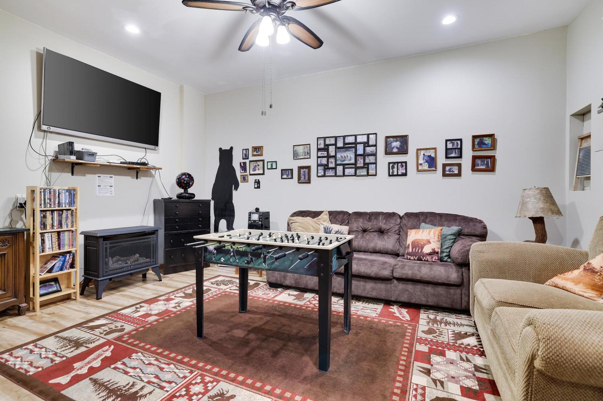 Serenity And Fun All In One In This Cozy Pocono Cabin جيم ثورب المظهر الخارجي الصورة